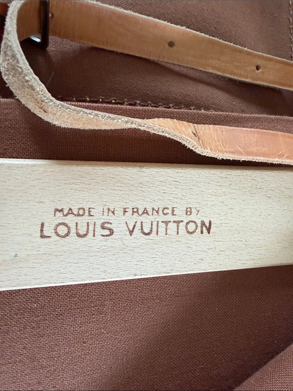 Louis Vuitton Garment Bag - Picture 15 of 16